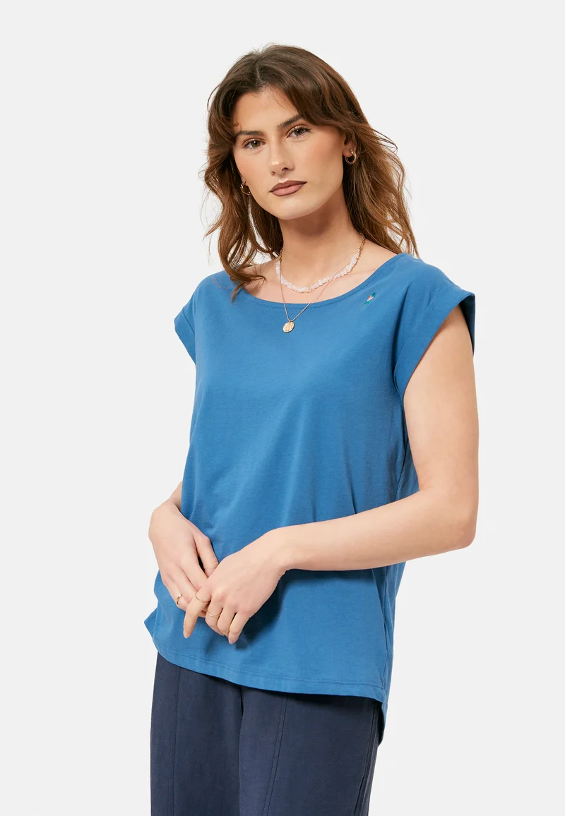 Blauw t-shirt met klein borduursel | UVR Berlin FE sellyina