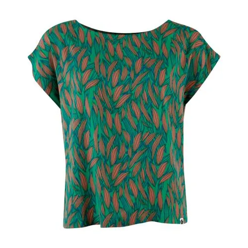 Chills and Fever shirt Lena leaves
