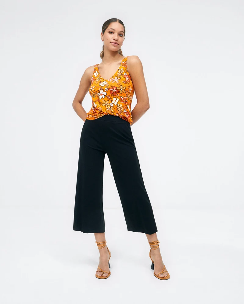 Surkana V-neck top with straps orange