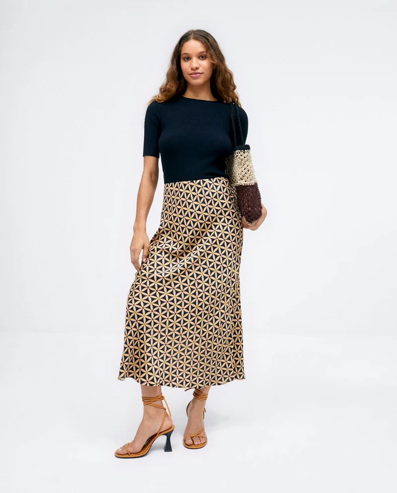 Surkana lightly flared midi skirt black