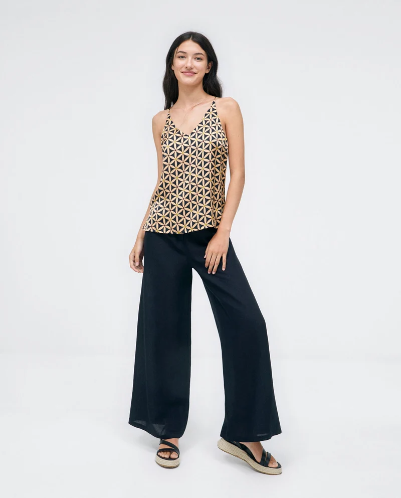 Surkana printed top with straps black