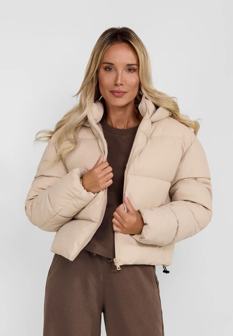 Women's cropped puffer jacket in beige