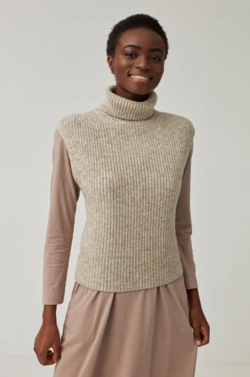 Surkana double collar knitted waistcoat