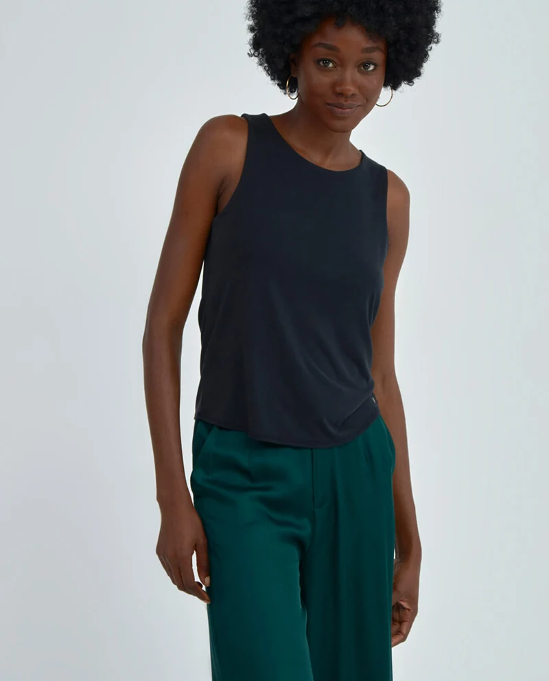 Zwarte haltertop | Surkana halter neckline top black