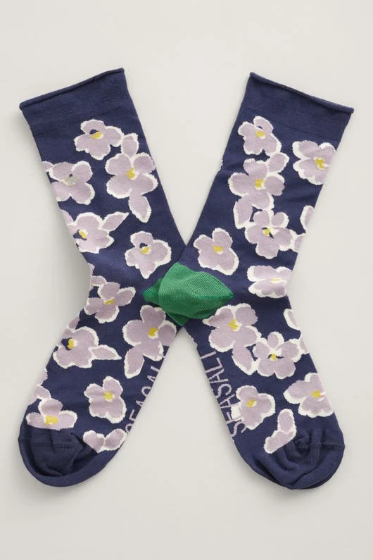 Seasalt Cornwall women's bamboo arty socks painted flower mooring