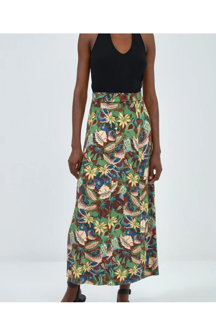 Lange uitlopende rok | Surkana flared long skirt with belt green