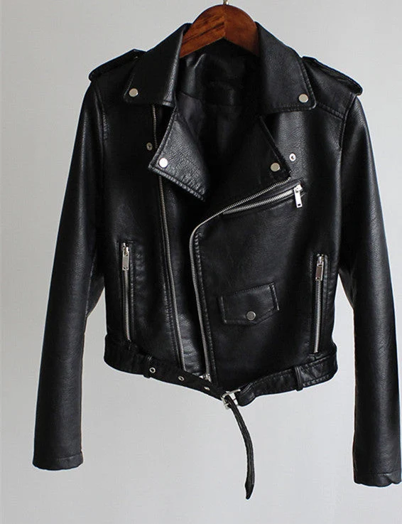 Tussenjas Dames van Leer met Ritsdetails en een Slank Silhouet