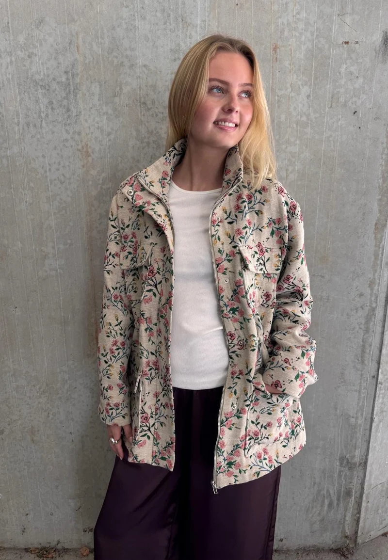 Love & Divine - Love1619 20201 - 810 - Jacquard Flower
