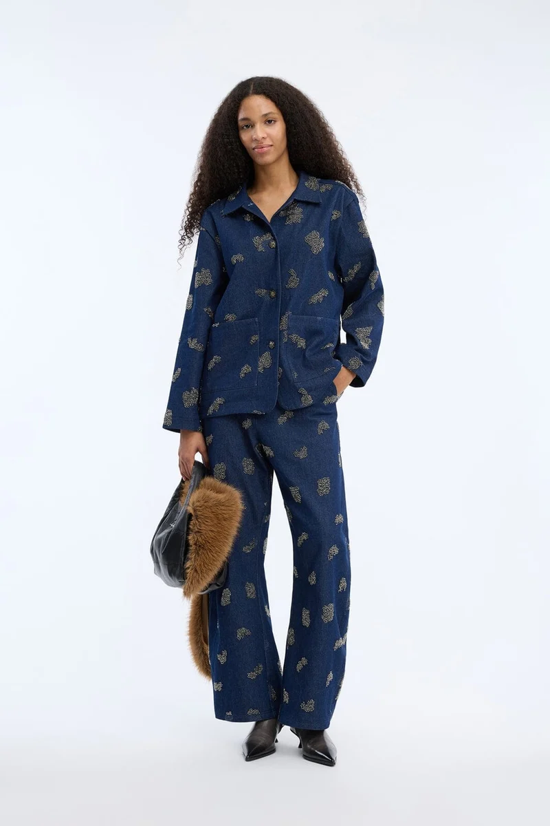 Munthe - Vichola 263150326307 - 46 - Navy