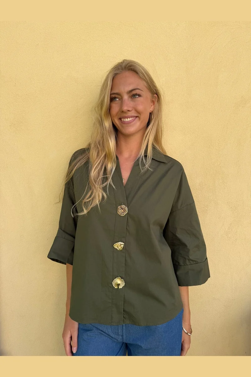 Continue - Augusta Big Gold Buttons 15171 - Army