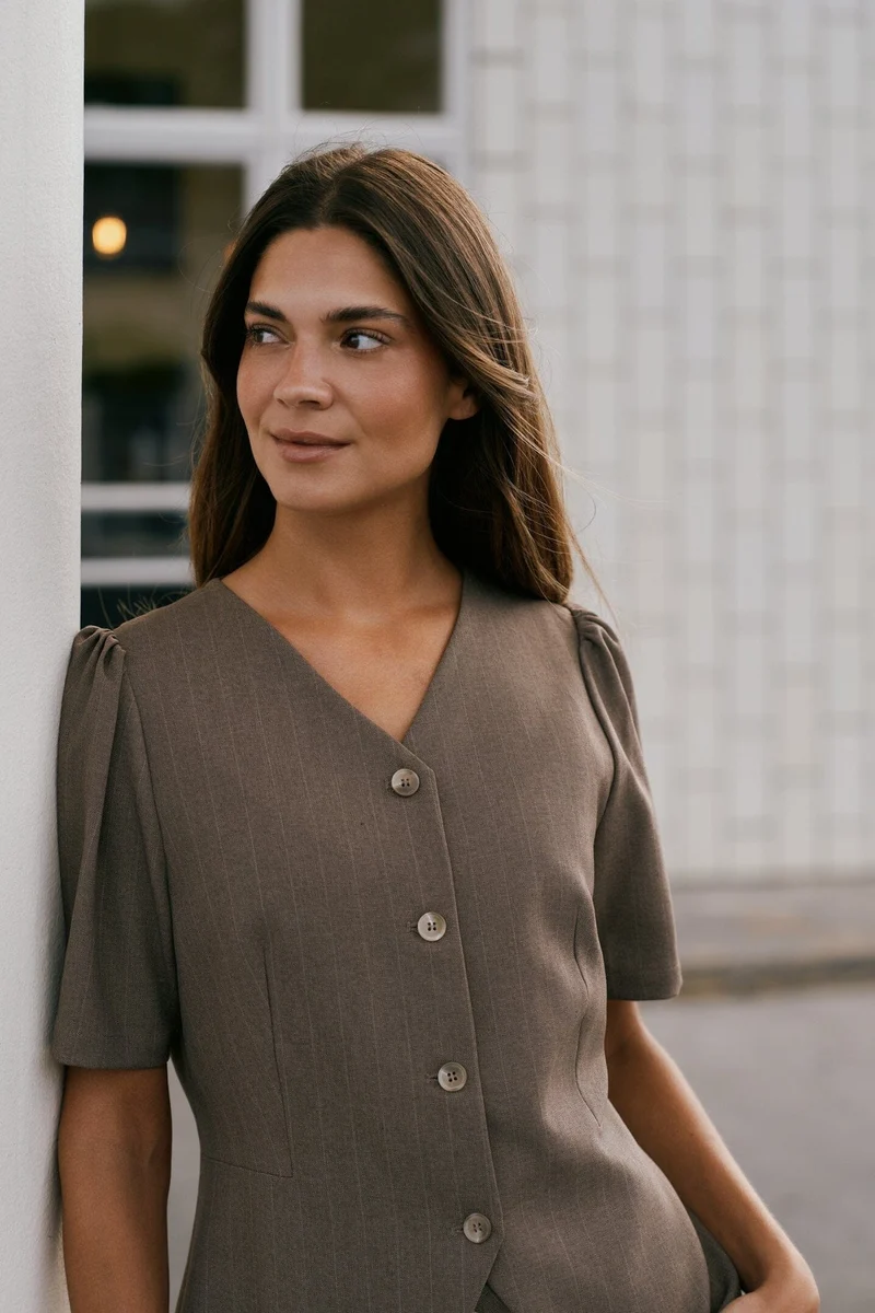 Neo Noir - Jules Pinstripe Blouse 163592 - 214 - Taupe