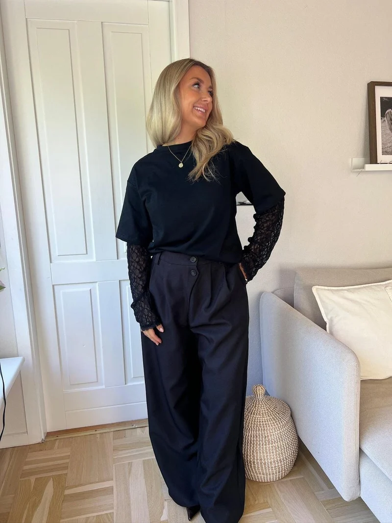 Dear Molly - Karen Blouse - Black