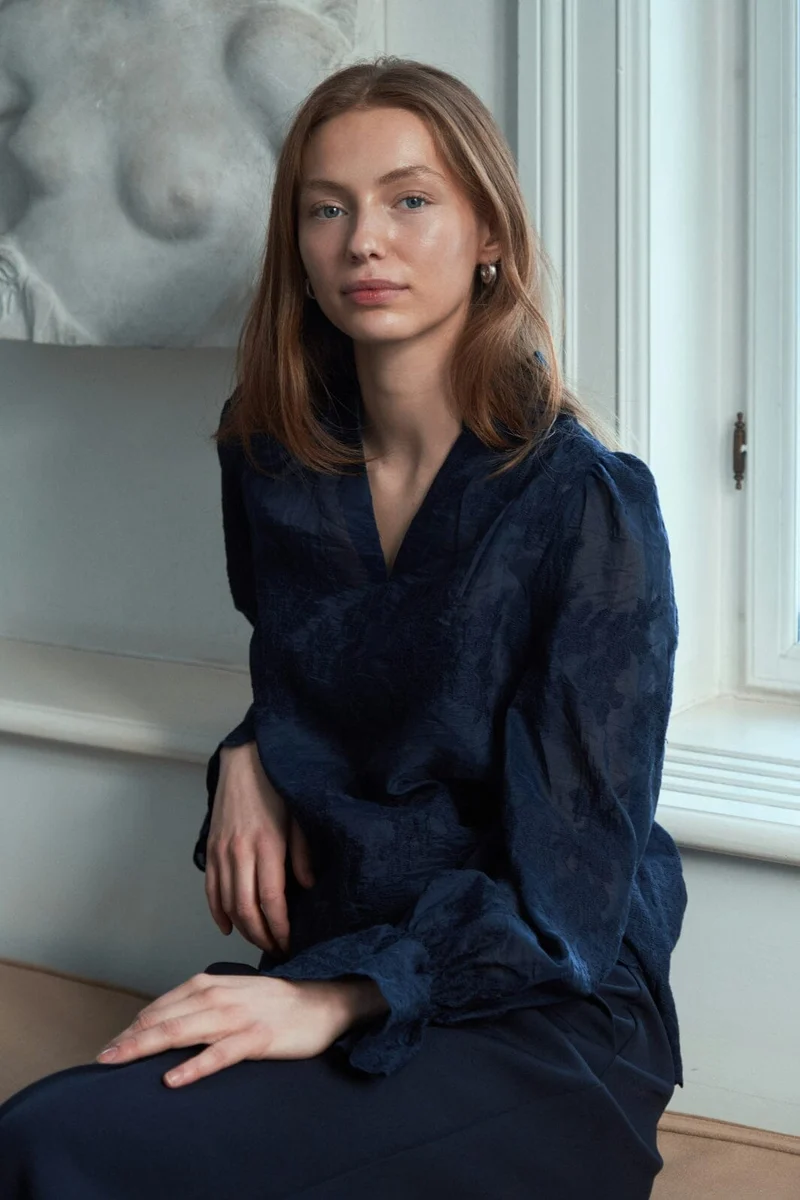 Neo Noir - Amara Big Embroidery Blouse 163032 - 141 - Navy