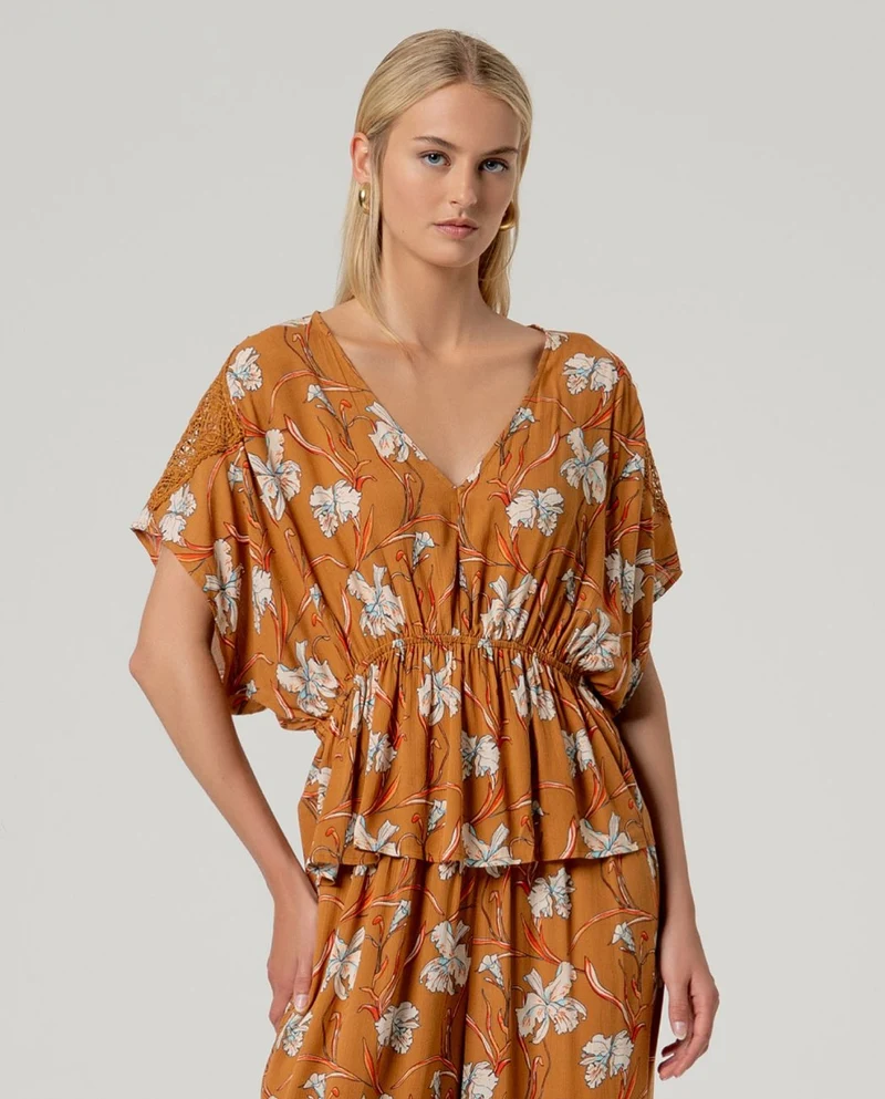 Surkana Kimono Sleeve Top Camel